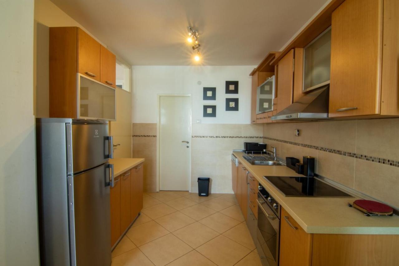 Paradise Square Apartment *